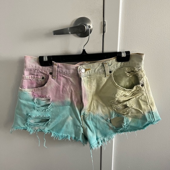 Levi’s vintage tie dye Jean shorts vintage - Picture 1 of 4